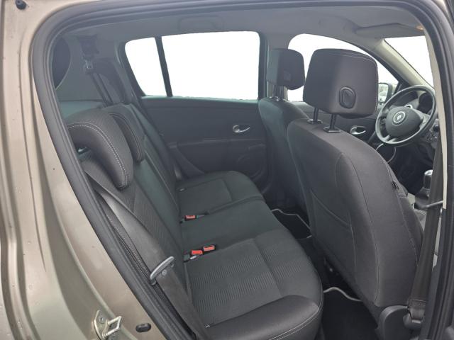 Renault Clio image 4