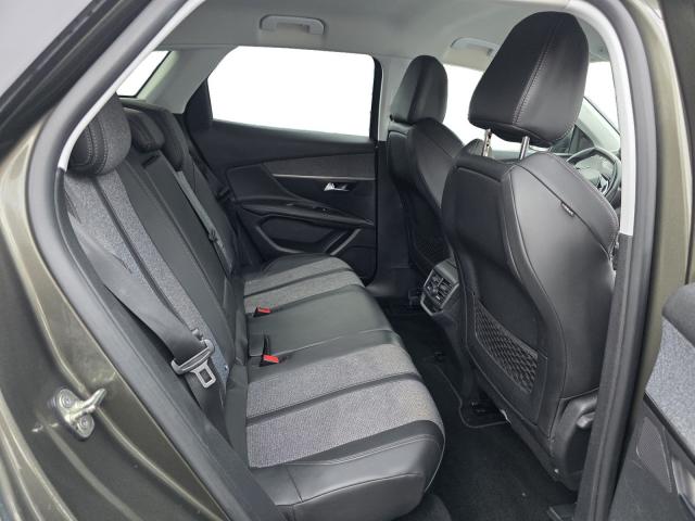 Peugeot 3008 image 3