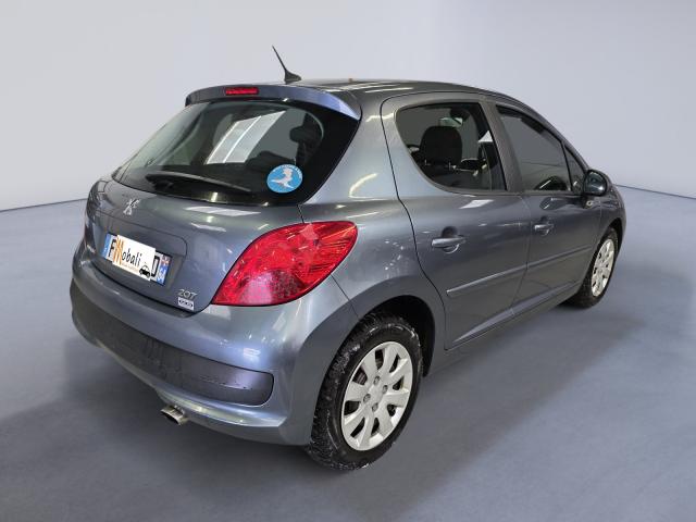 Peugeot 207 image 3
