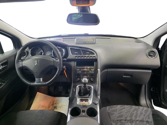 Peugeot 3008 image 2