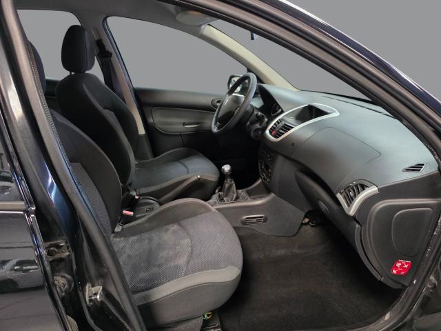 Peugeot 206/206+ image 1