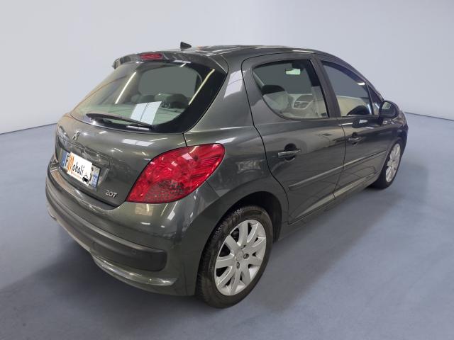 Peugeot 207 image 1