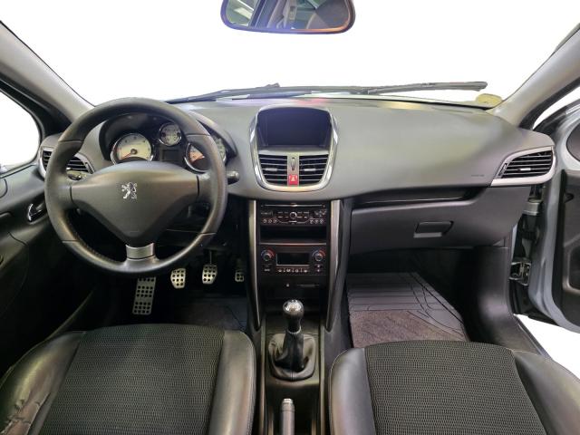 Peugeot 207 image 3