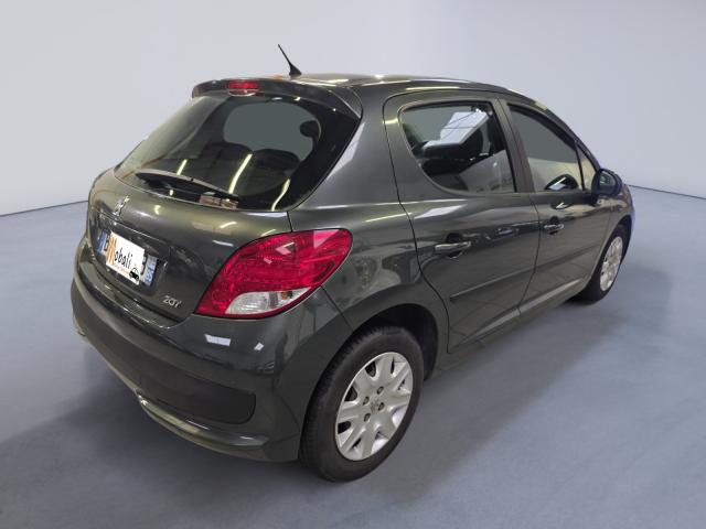 Peugeot 207 image 4