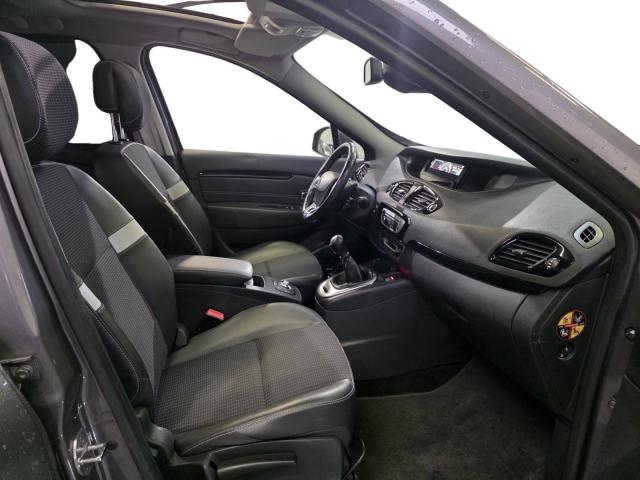 Renault Scénic image 2
