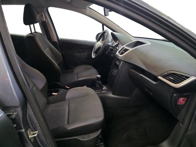 Peugeot 207 image 2