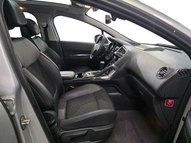 Peugeot 3008 image 1