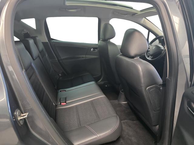 Peugeot 207 image 6