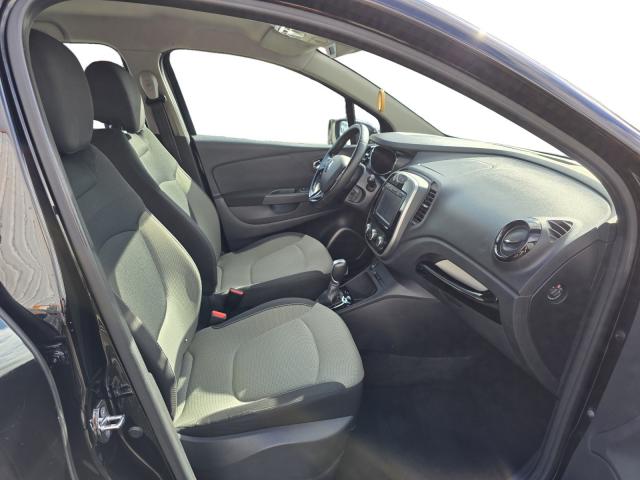 Renault Captur image 2