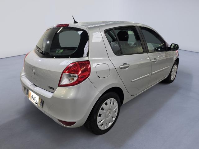 Renault Clio image 3