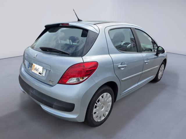Peugeot 207 image 4