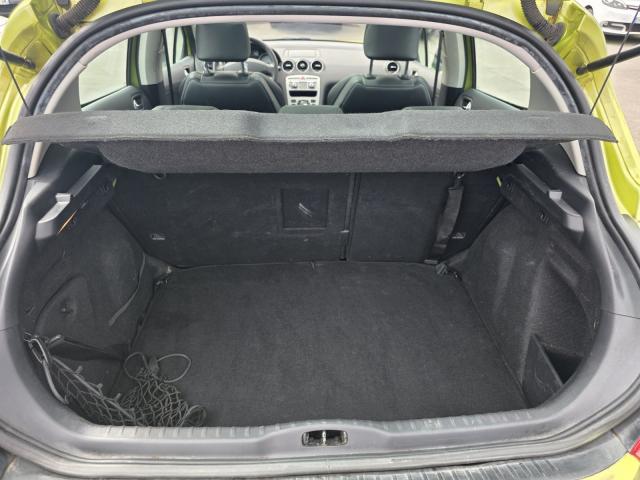 Peugeot 308 image 2