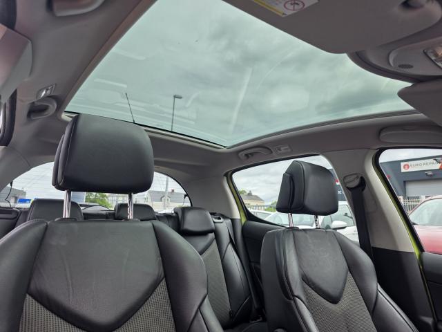 Peugeot 308 image 3