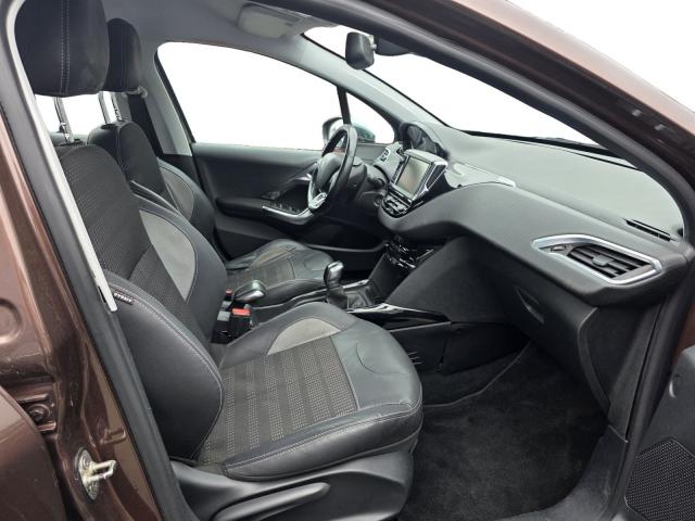 Peugeot 2008 image 3
