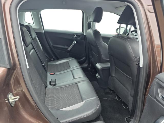 Peugeot 2008 image 5