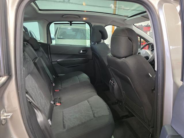 Peugeot 3008 image 3