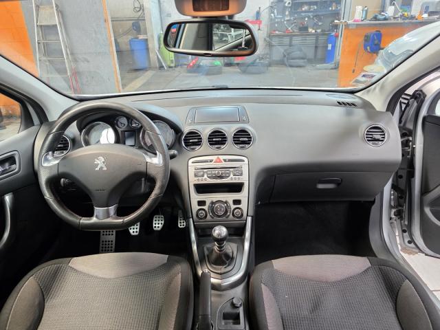 Peugeot 308 image 1