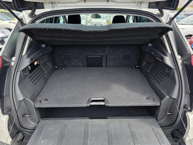 Peugeot 3008 image 2