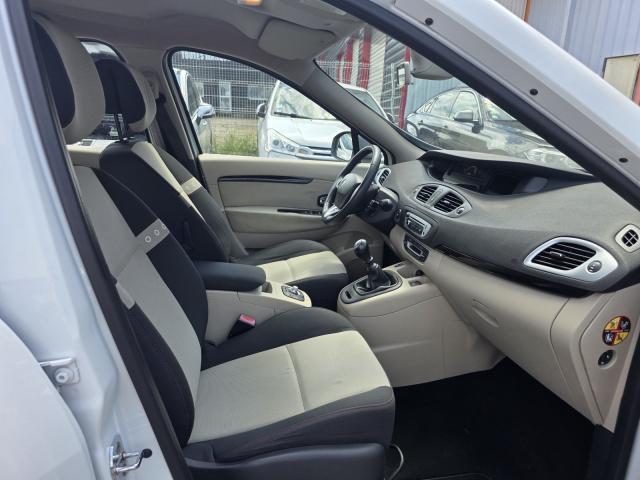 Renault Scénic image 3