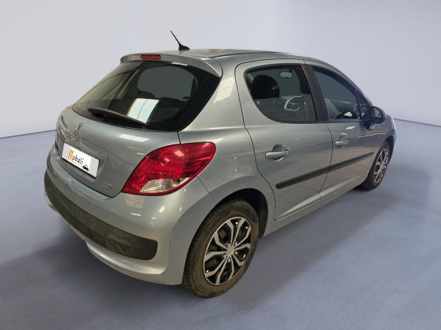 Peugeot 207 image 4