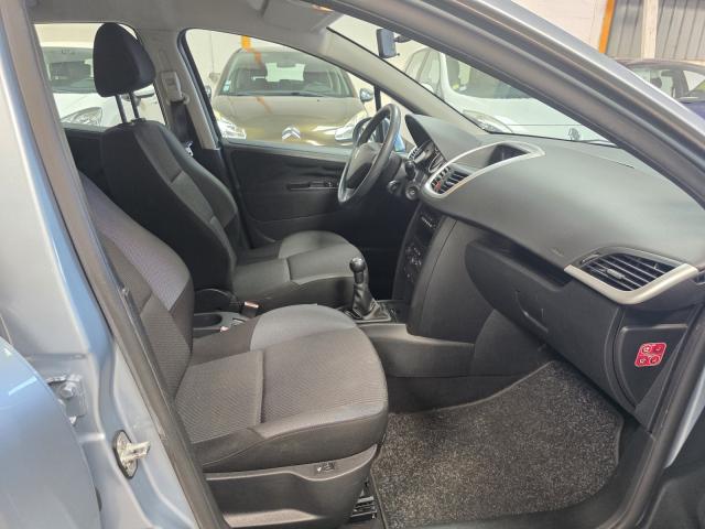 Peugeot 207 image 1