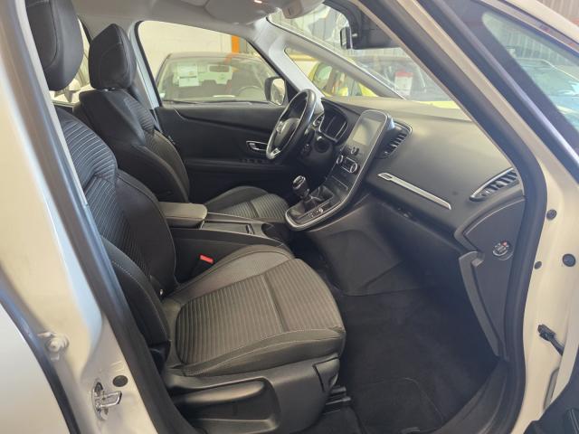 Renault Scénic image 2