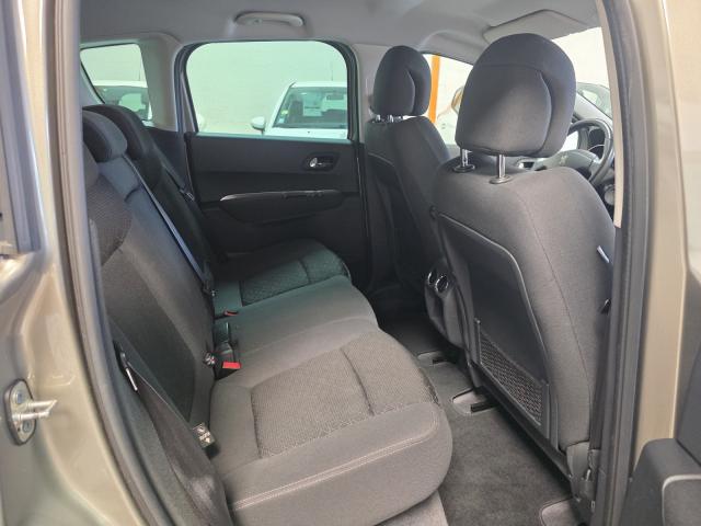 Peugeot 3008 image 3
