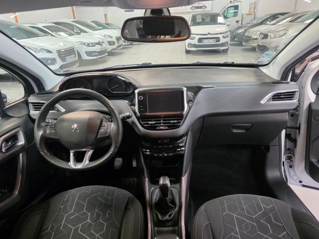 Peugeot 2008 image 4