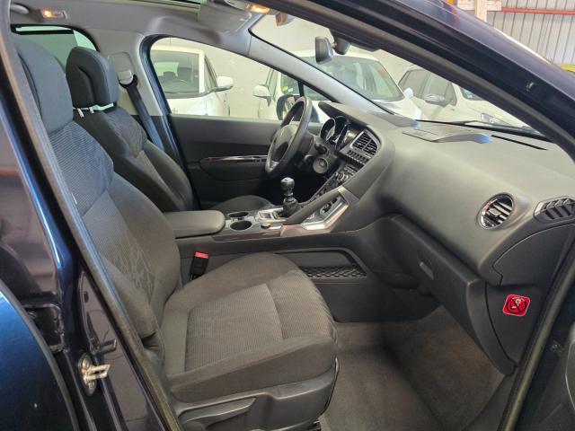 Peugeot 3008 image 1