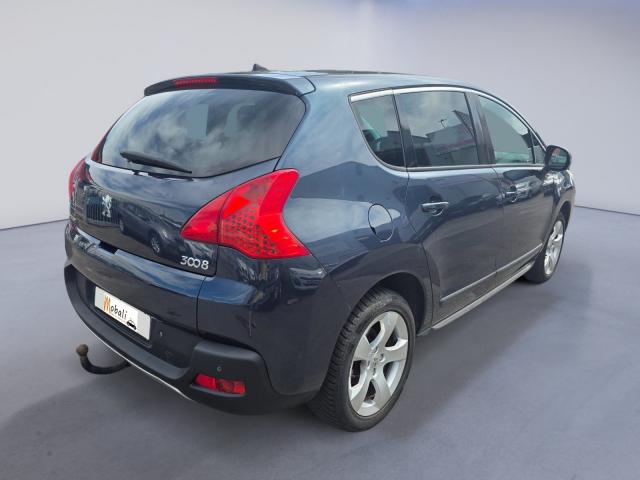 Peugeot 3008 image 2