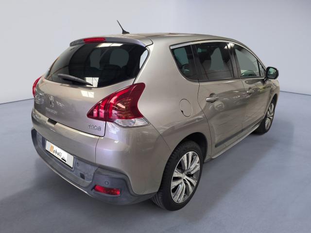 Peugeot 3008 image 3