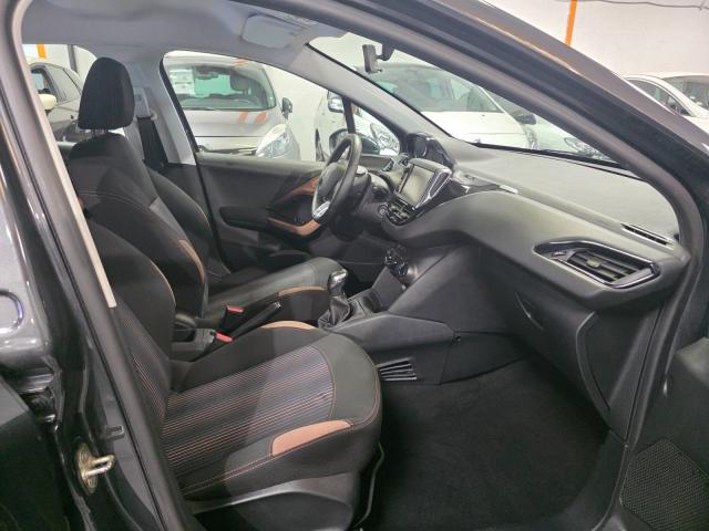 Peugeot 208 image 4