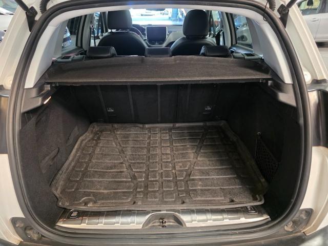 Peugeot 2008 image 2