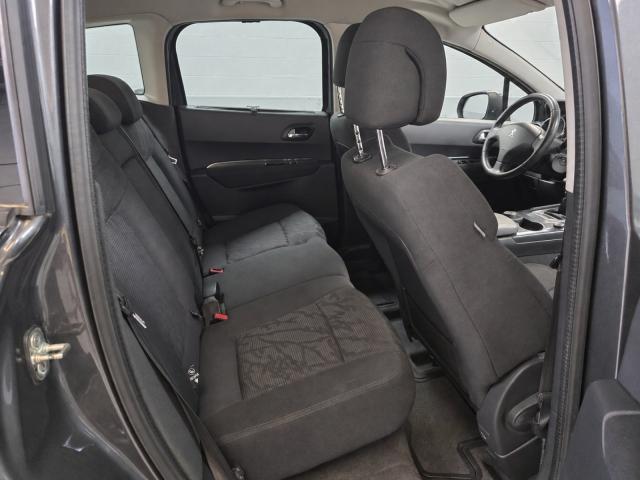 Peugeot 3008 image 3