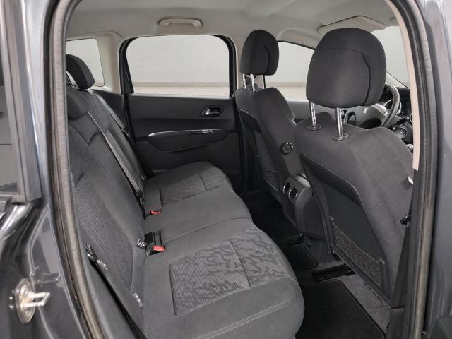 Peugeot 3008 image 6