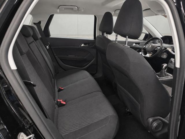 Peugeot 308 image 5