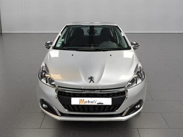 Peugeot 208 image 1