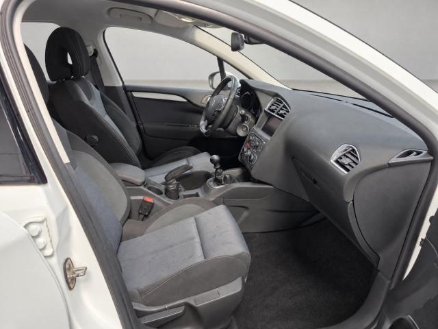Citroen C4 image 3
