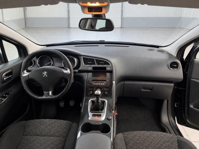Peugeot 3008 image 2
