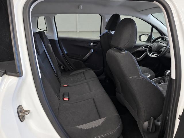 Peugeot 2008 image 4