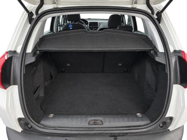 Peugeot 2008 image 6