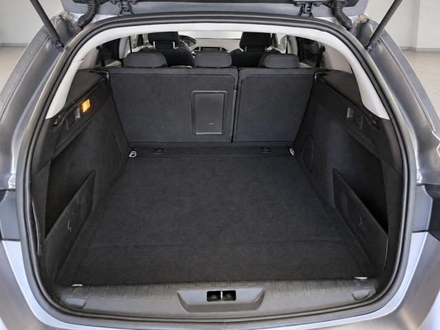 Peugeot 308 image 8