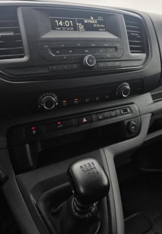 Citroen Jumpy image 3