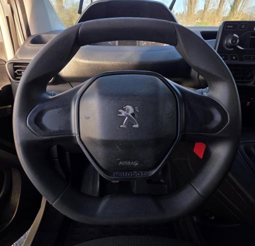 Peugeot Partner image 1