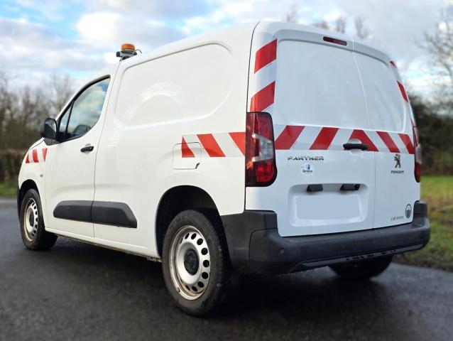 Peugeot Partner image 1