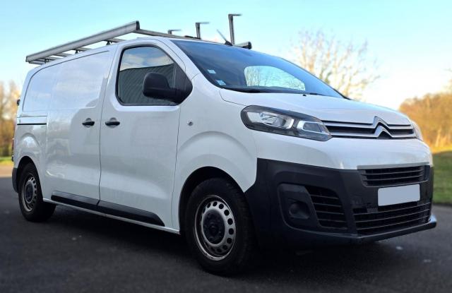 Citroen Jumpy image 9