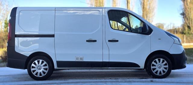 Renault Trafic image 7