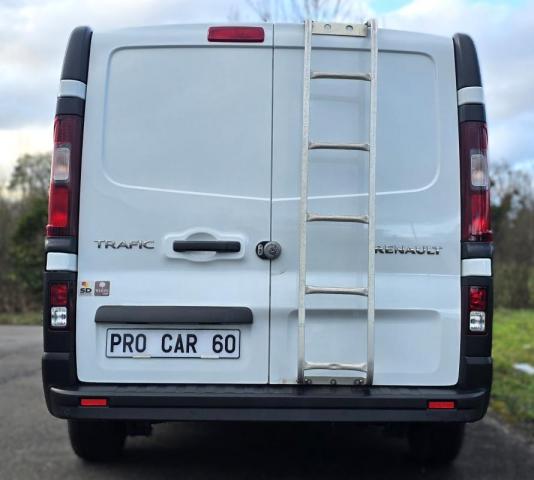 Renault Trafic image 1