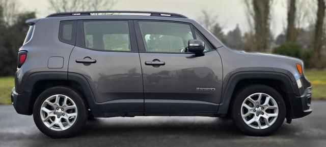 Jeep Renegade image 8