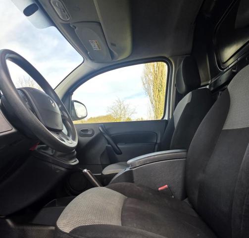 Renault Kangoo image 9